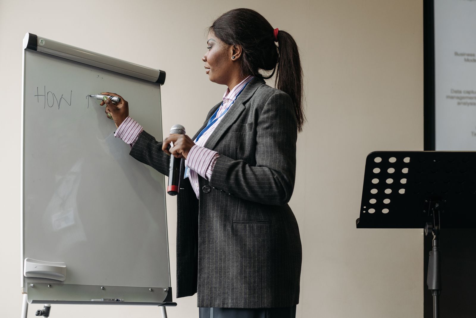 Trainer leading a leadership and management session